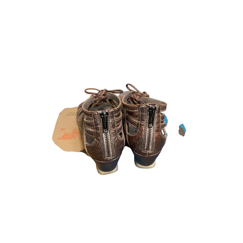 OTBT Nomadic Light Pewter Sandal Sz 6.5 - Picture 2 of 2